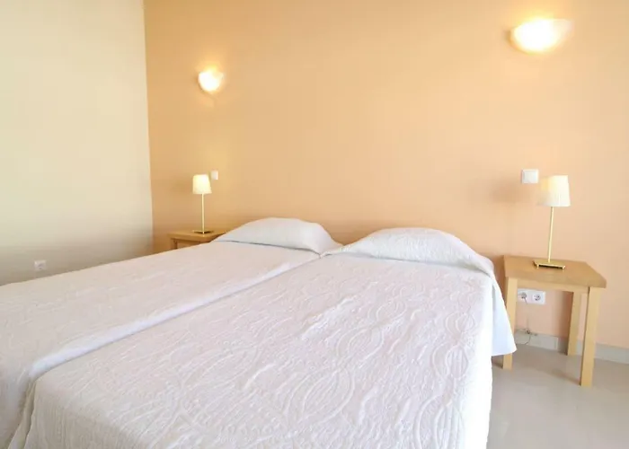 Lotus V5 Com Piscina Comum - Boliqueime, Algarve 빌라